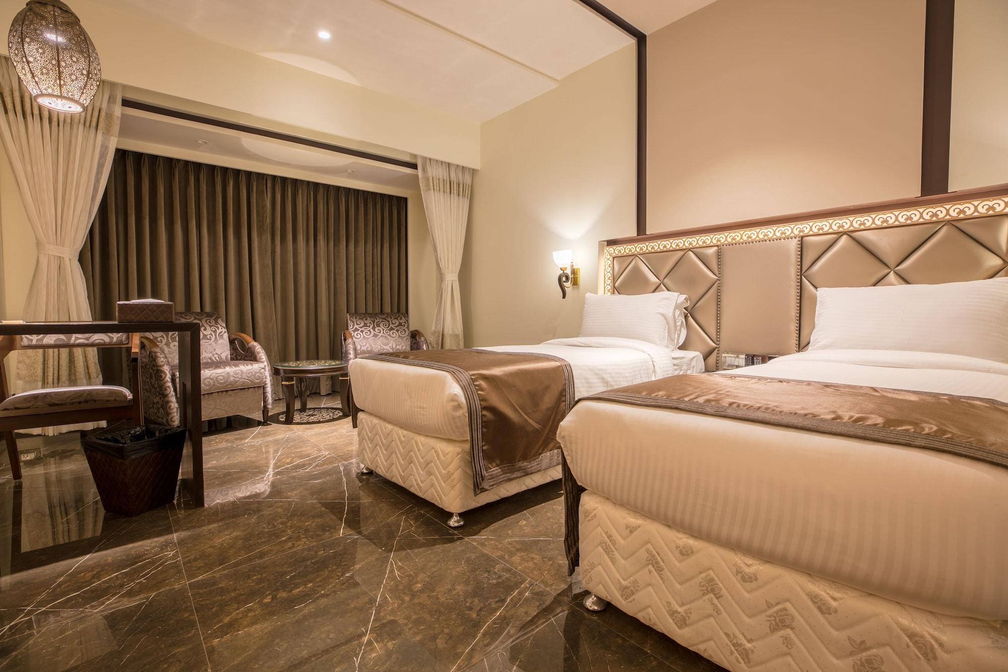 Hotel Peninsula Redpine Mumbai Bagian luar foto