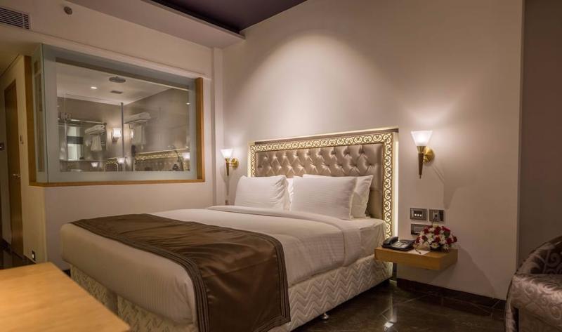 Hotel Peninsula Redpine Mumbai Bagian luar foto